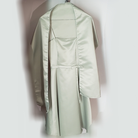 Girl Gown and Showl - Picture 3 of 5